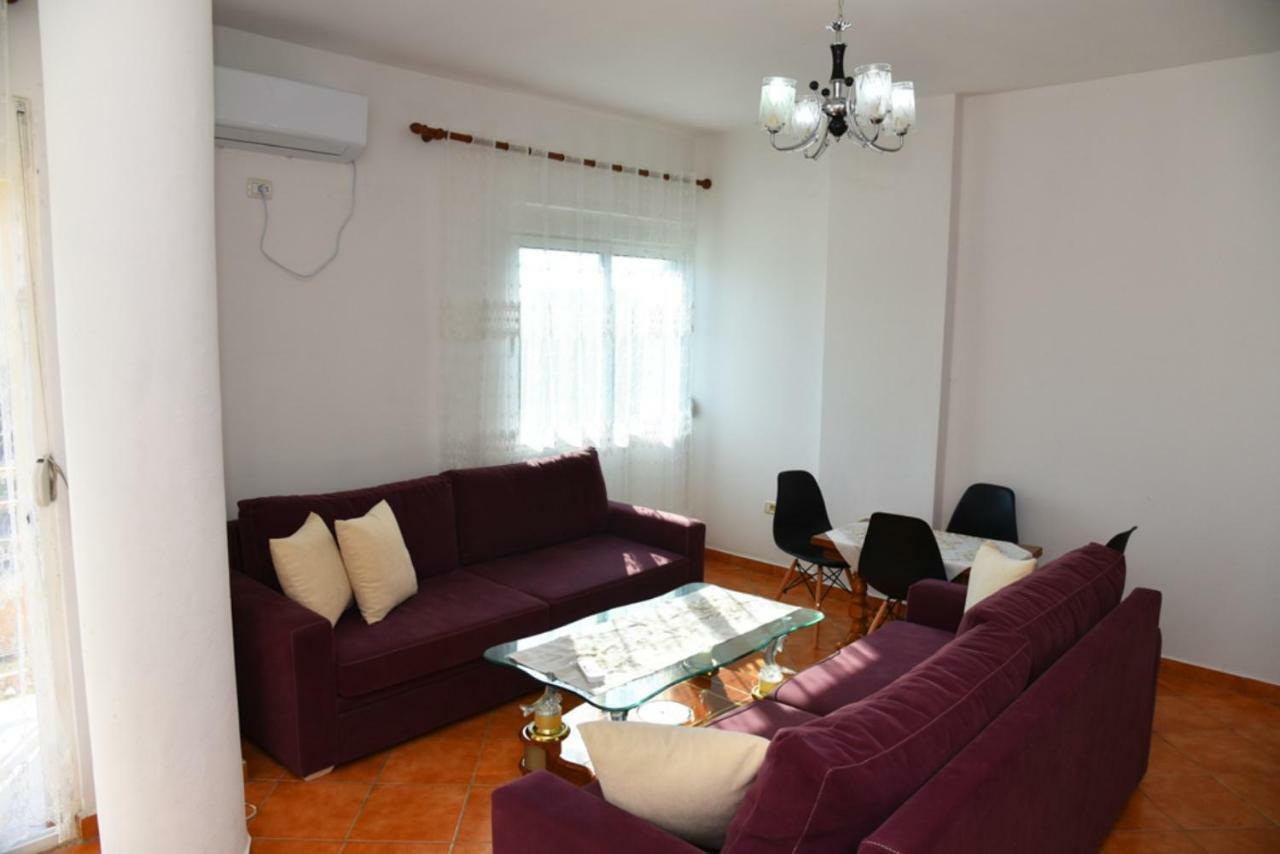 Gzim'S Apartment ดูร์เรส ภายนอก รูปภาพ